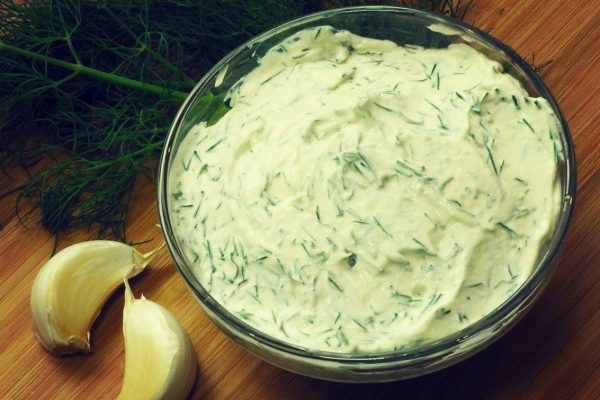 Як зробити часниковий соус