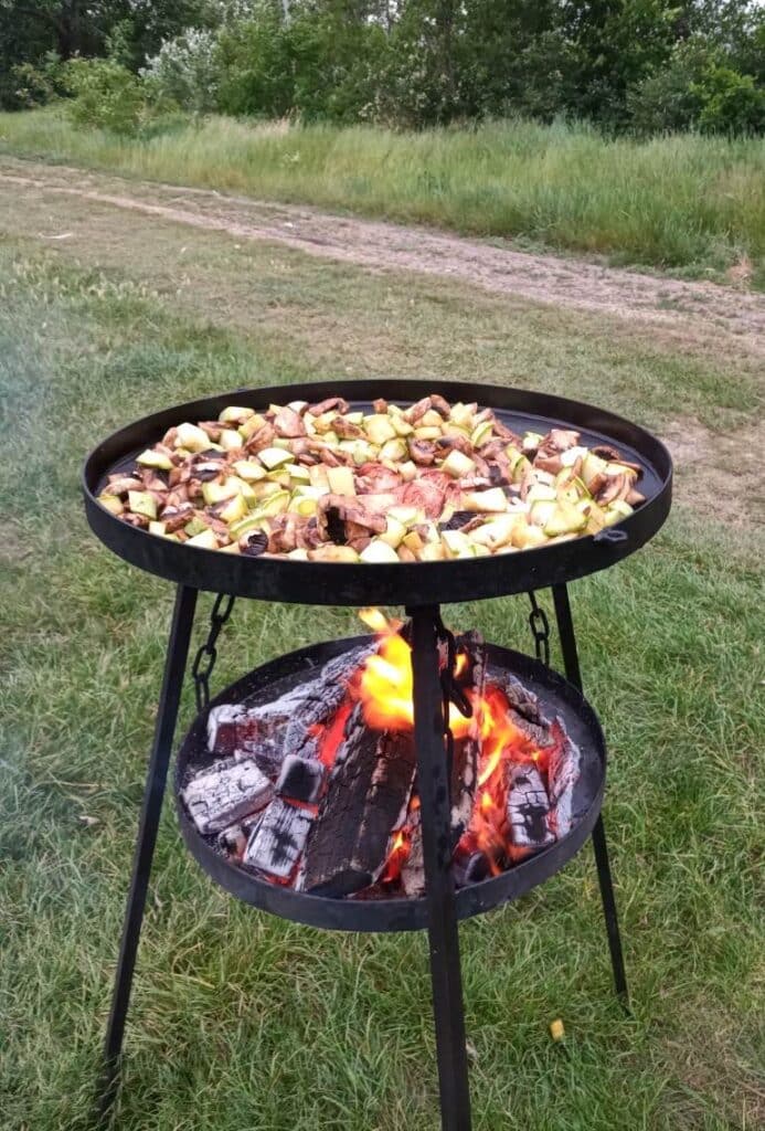 Сковорода з диску з підвіскою для розведення вогню | ZuzikBBQ